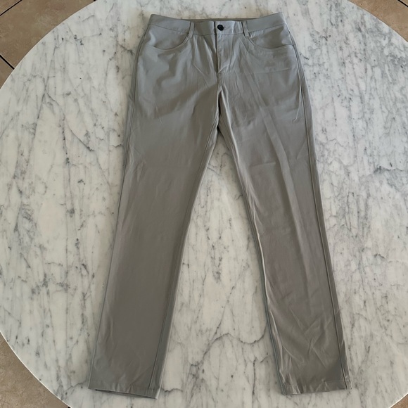 Vuori pants - Picture 1 of 12